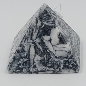 Pinoliet piramide